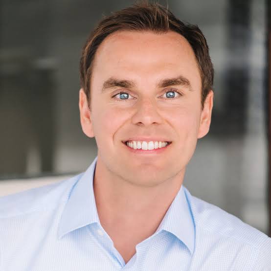 Brendon Burchard, author, Recommending BestBooks